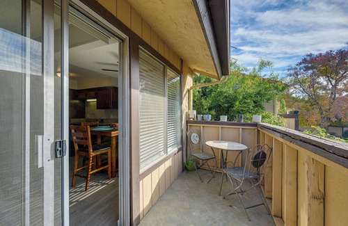 Fresno Apartamento | Cozy Fresno Condo w/ Balcony & Pool Access