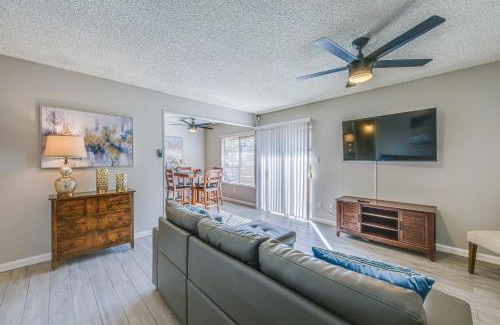 Fresno Apartamento | Cozy Fresno Condo with Balcony and Pool Access