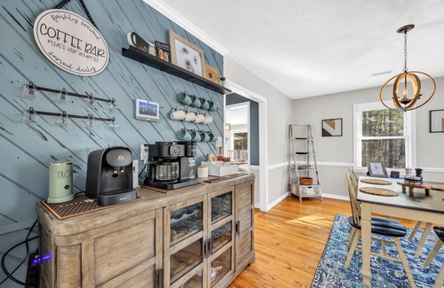 Conway Casa | Cozy & fun getaway on the water near Myrtle Beach!
