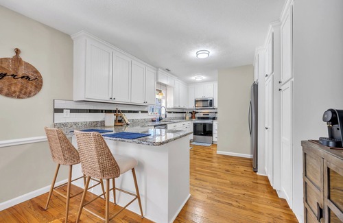 Conway Casa | Cozy & fun getaway on the water near Myrtle Beach!