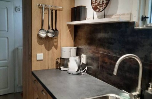 Krachtighuizen Chalet De Esquí | Cozy furnished cabin on a peaceful park