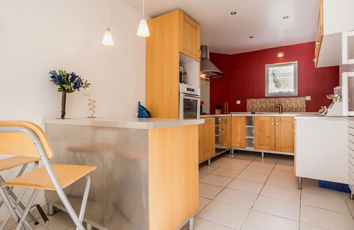 Guerande Cabaña | Gîte charmant à Guérande: calme, proche plages, 3 chambres, wifi, terrasse, jardin clôturé
