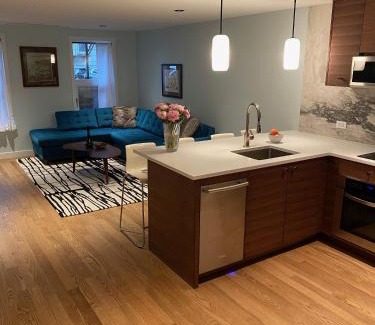 Williamsburg Apartamento | Cozy Garden Apt in Williamsburg NYC Townhouse