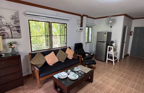 Nong Thale Cabaña | Cozy Garden Cottage 1 BR with private garden and outdoor jacuzzi.