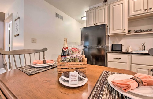 New Holland Apartamento | Cozy 'Garden Room' in Welsh Mountain Suites!