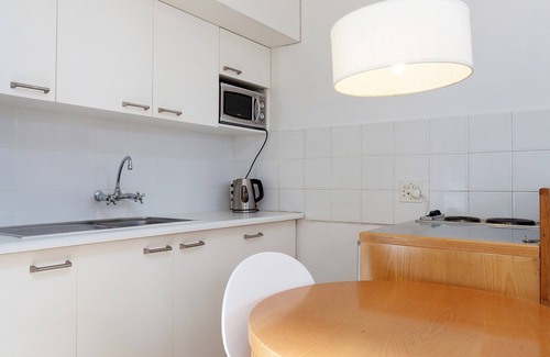 Cape Town Cabaña | Cozy Garden cottage, adjoining courtyard garden, private entrance