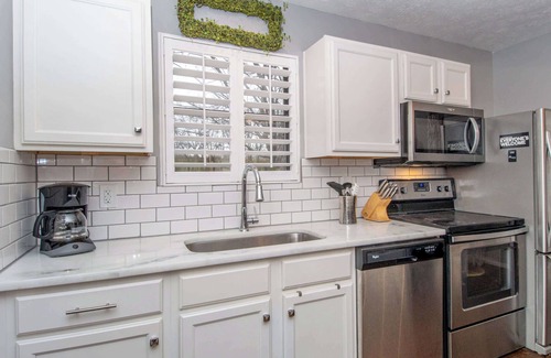 Salemtown Casa | Cozy Getaway | Close to DT Nash & Germantown!