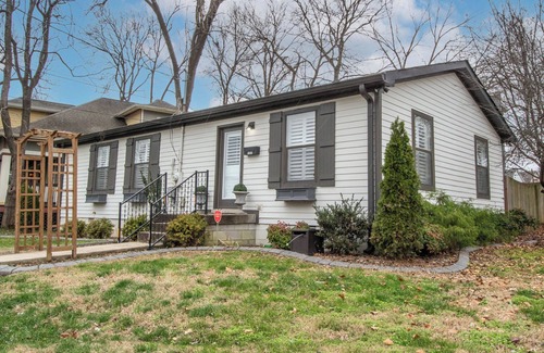 Salemtown Casa | Cozy Getaway | Close to DT Nash & Germantown!