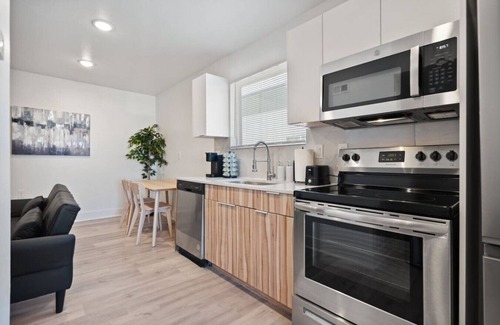 Old East Dallas Apartamento | Cozy Getaway in Downtown with Free Parking