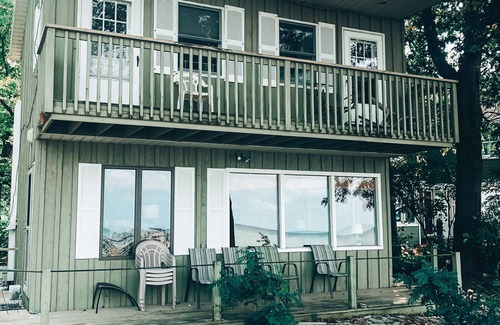 North East Cabaña | Cozy Getaway ON Lake Erie