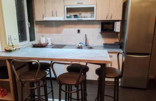 Banovo brdo Apartamento | Cozy green house (free parking spot)