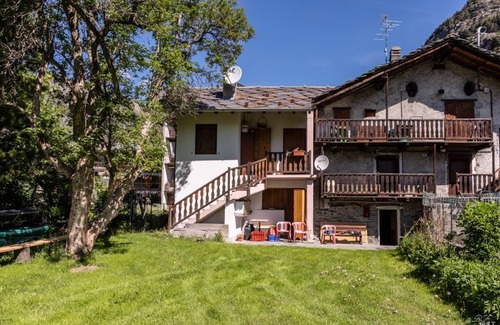 Vollon Casa | Cozy ground floor house in quiet location Pets allowed
