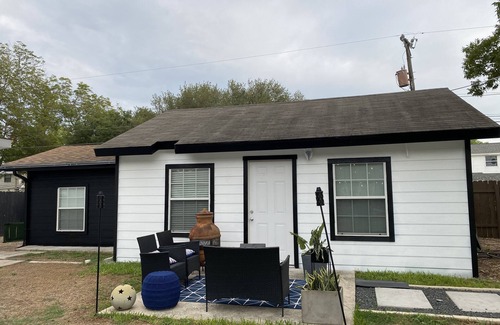 North San Antonio - SAT Casa | Cozy guest house with pool