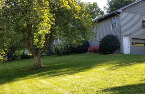Candler Apartamento | COZY GUEST SUITE ON SEPARATE FLOOR & PRIVATE ENTRANCE