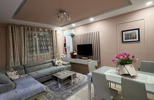 Tirana Apartamento | Cozy GuestHouse