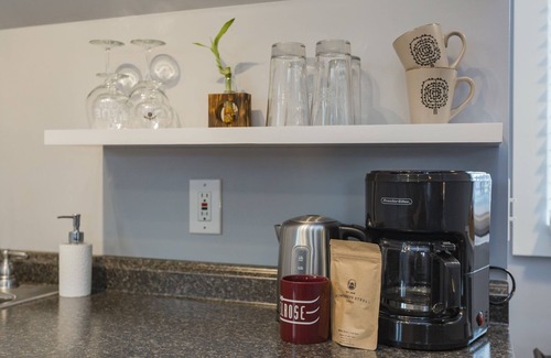 Belmont - Hillsboro Apartamento | Cozy Guesthouse in Trendy 12South!