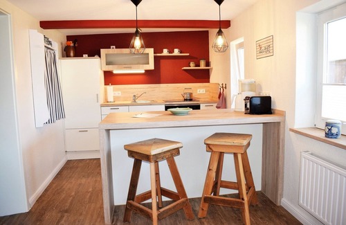Fahretoft Casa | Cozy Half of a House in Dagebüll with Garden and Private Parking
