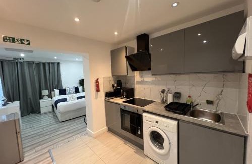 South Harrow Apartamento | Cozy Harrow Studio with Extra Bed