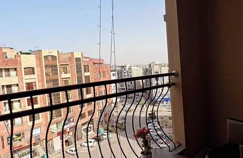 Islamabad Apartamento | Cozy Haven for Your Next Getaway: Book Now for Comfort and Convenience