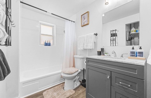 Parkville Casa | Cozy Haven with Modern Comforts