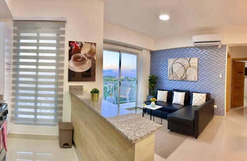 Boca Chica Apartamento | Cozy Hideaway Condo, Full AC, Fast Wi-Fi, Pool, 5 min to Beach
