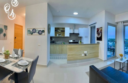 Boca Chica Apartamento | Cozy Hideaway Condo, Full AC, Fast Wi-Fi, Pool, 5 min to Beach