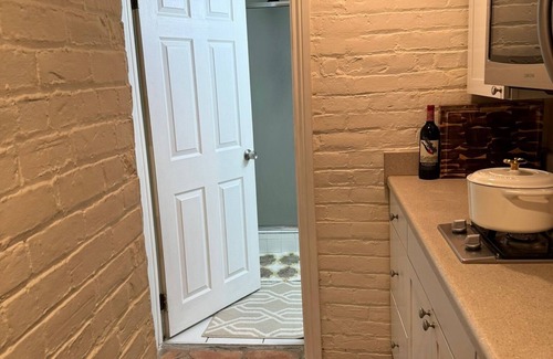 Lower Avenues Apartamento | Cozy Historic Avenues Studio Luxurious Sheets 2 min Downtown, 20 min to Resorts.