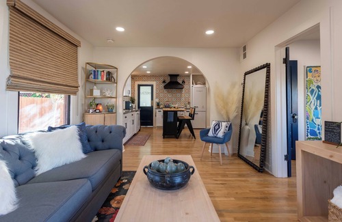 Encanto Casa | Cozy historic home centrally located. Pet friendly! Beautiful outdoor fireplace.