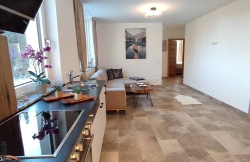 Mauterndorf Apartamento | Cozy holiday apartment in hut design, in the middle of the ski paradise