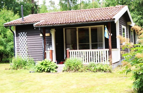 Annerstad Chalet De Esquí | Cozy holiday cottage on Lake Kösen