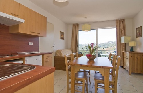Trebas Casa | Auténtico apartamento con un lavavajillas, en una zona verde