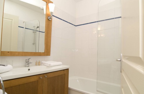 Trebas Casa | Auténtico apartamento con un lavavajillas, en una zona verde