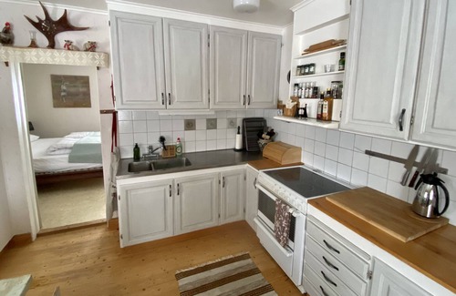 Stromsund Municipality Casa | Cozy holiday home situated along a quiet side road of the popular Vildmarksvägen