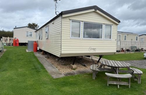 Anderby Creek Casa | Cozy Holiday Home in Anderby Creek