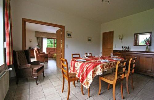 Nassogne Casa | Cozy Holiday Home in Lesterny near Lake