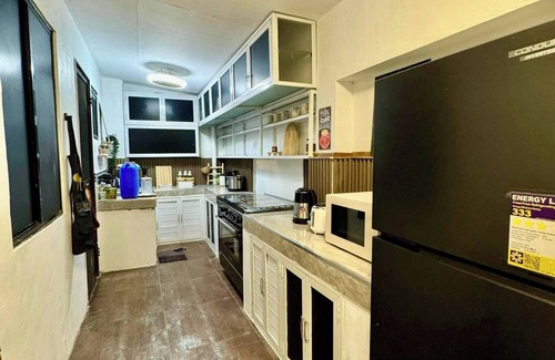 San Pablo Casa | Cozy Holiday Home in San Pablo City for Groups of 8-10