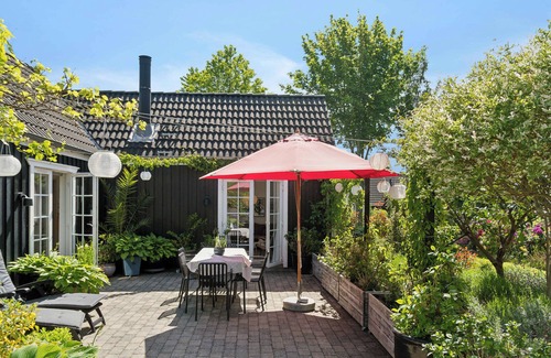 Rageleje Casa | Cozy holiday home in scenic Rågeleje