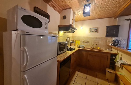 Corcieux Cabaña | Casa rústica en Corcieux, ideal para Navidad, cerca de Gérardmer, rutas de senderismo y actividades al aire libre.