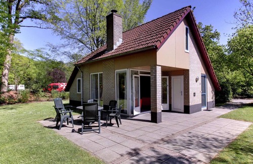 Municipality of Dalfsen Casa | Atractiva casa de vacaciones con jardín cerca de Zwolle