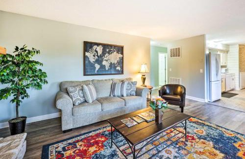 Eureka Springs Casa | Cozy Holiday Island Home Hot Tub and Chiminea!