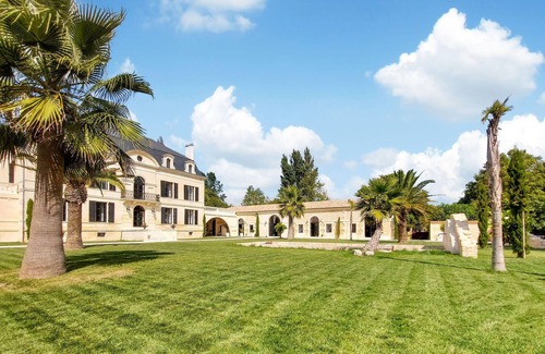 Saint-Julien-de-l'Escap Casa | Cozy home in Saint-Julien-de-l'Esca