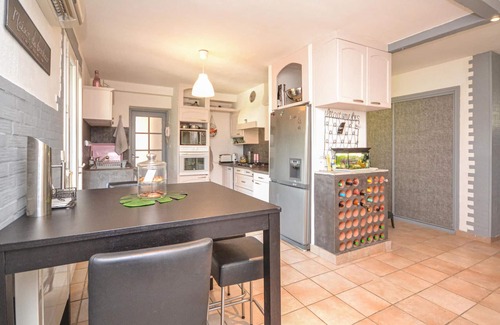 Saint-Paul-Trois-Chateaux Casa | Acogedora casa en St..