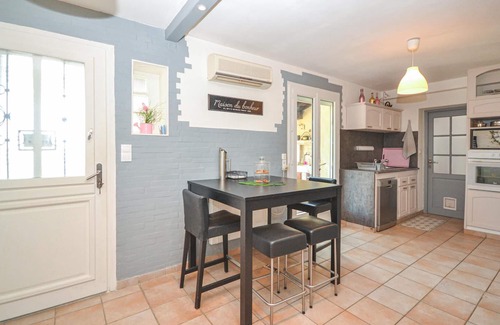 Saint-Paul-Trois-Chateaux Casa | Acogedora casa en St..