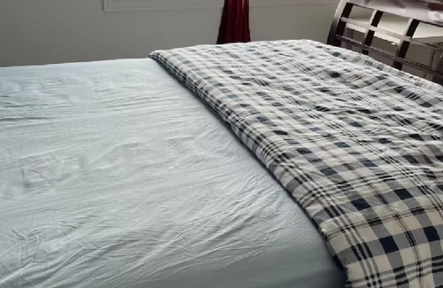 Markdale Casa | Cozy Home Away from Home