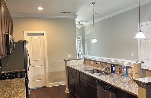 Cary Casa | Cozy home away from home in Cary!