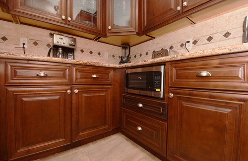 Riverside Park Casa | Cozy home away from home. Five minute from Las Olas. 15 minutes to beach.