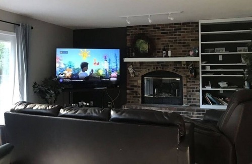 East Bloomington Casa | Cozy home by airport mall of America