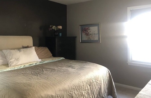 East Bloomington Casa | Cozy home by airport mall of America