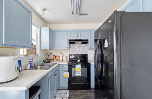 Charlotte Casa | Cozy Home for Entire Family
