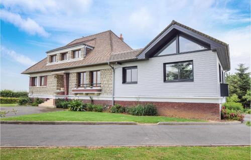 Villers-sous-Foucarmont Casa | Cozy Home In Villers-s-s-foucarmont